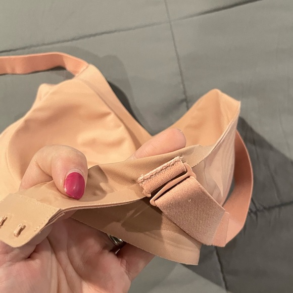 CoreSculpt Supportive V-Shape Bra - Shapellx- No Wire - Picture 5 of 7